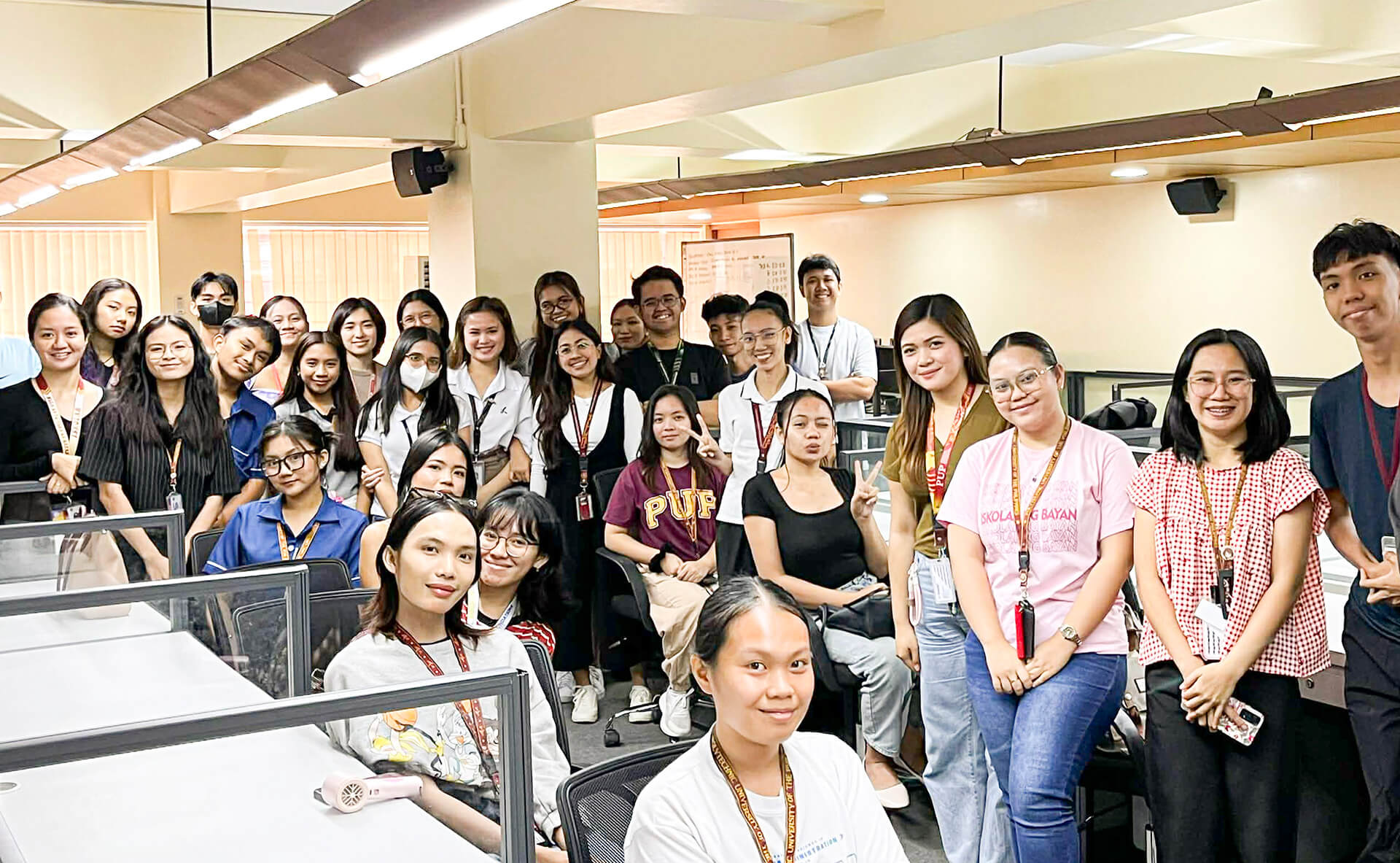 ABCF students and volunteers group photo